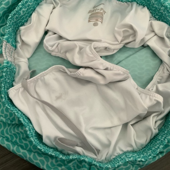 Nike Lined Athletic Shorts - Picture 4 of 7